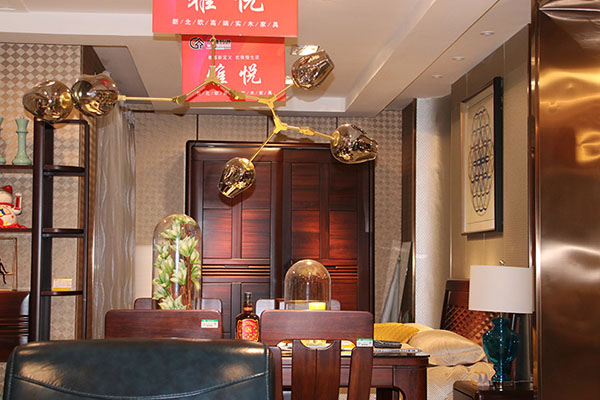 山東實(shí)木家具