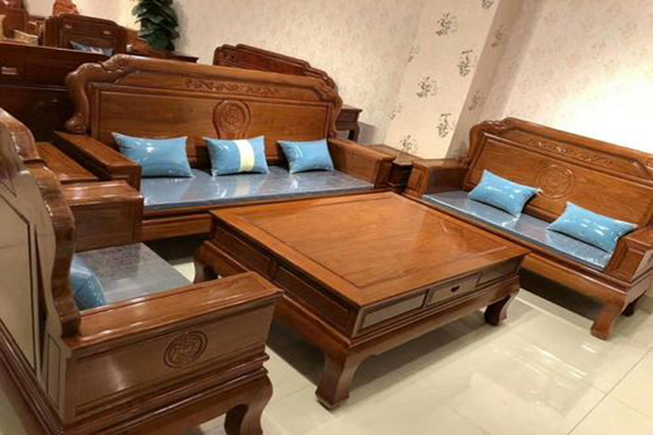 山東實(shí)木家具